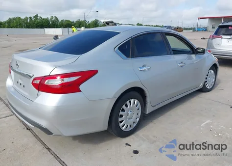 2016 Nissan Altima 2.5/2.5 S/2.5 Sl/2.5 Sr/2.5 Sv из США, поврежденный, VIN 1N4AL3AP4GN337685